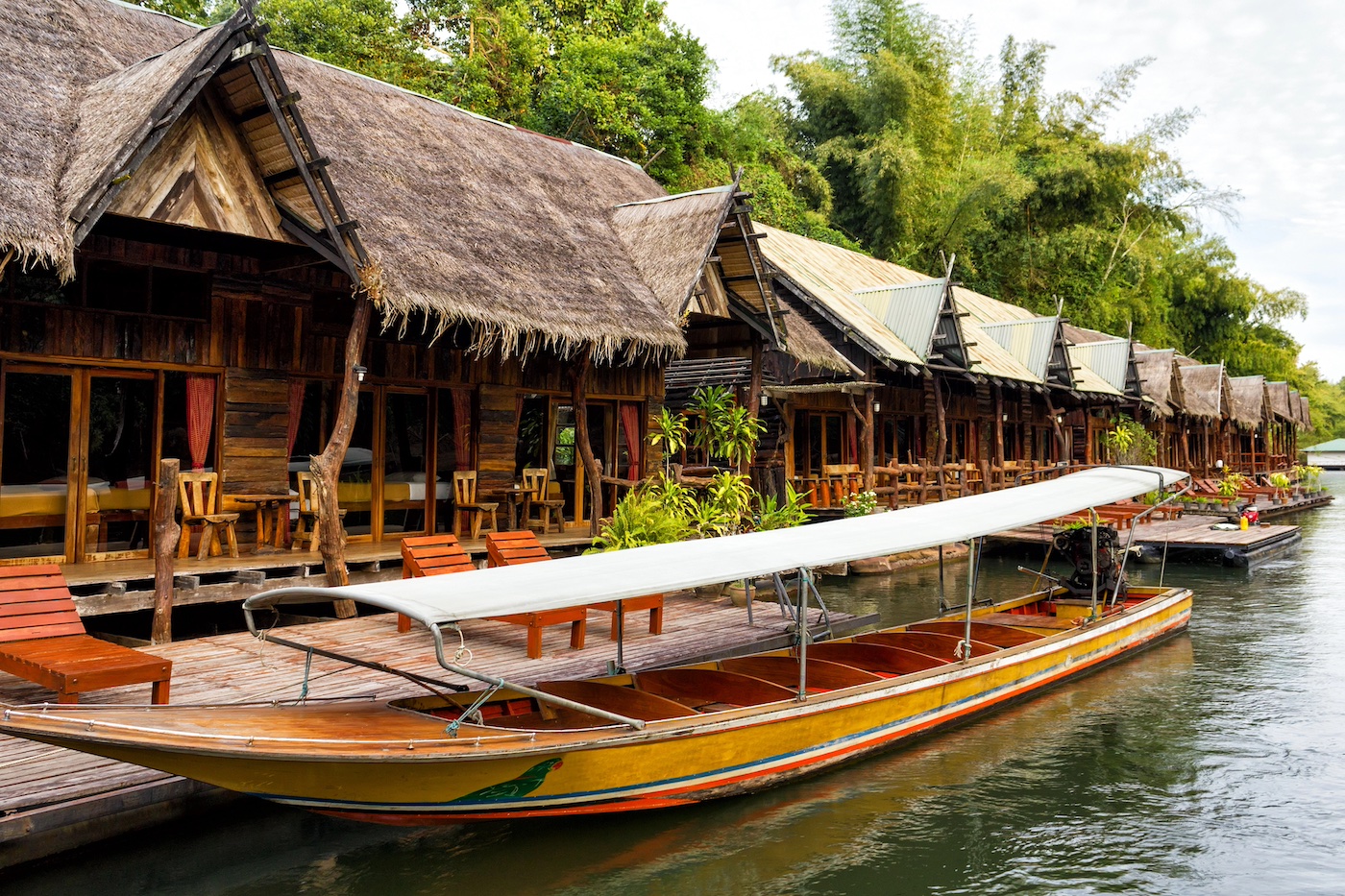 floathouse river kwai